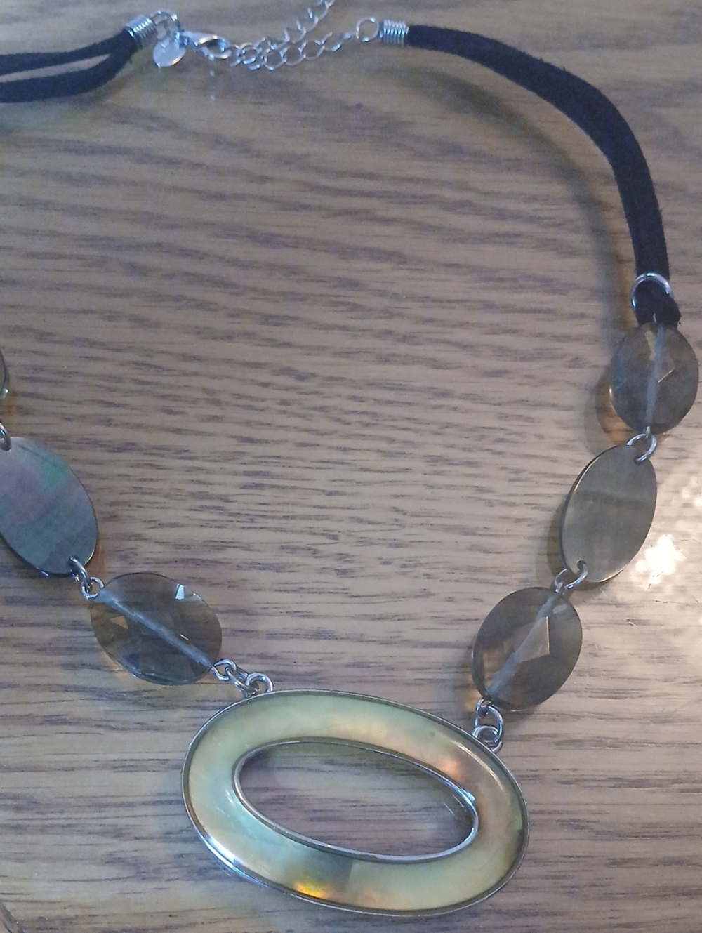 Lia Sophia Olive Resin Oval Pendant Chocker Necklace with Smoky Links